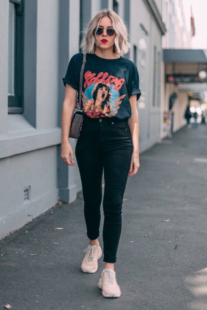 graphic tee outfit