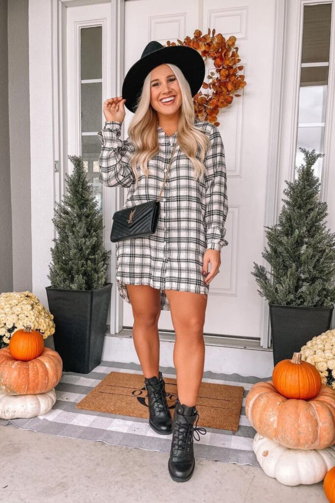 Plaid Dress and Wide-Brimmed Hat for a Country Chic Look