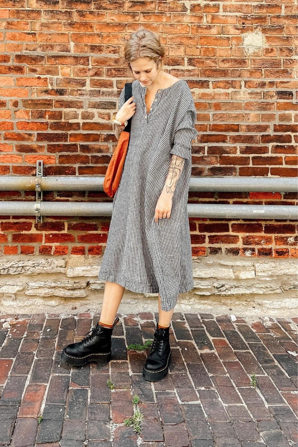 15 Girly Dr Martens Outfits That Are Totally Cute and Edgy