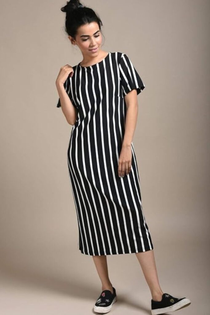 Petite Women tips 1. Vertical Stripes