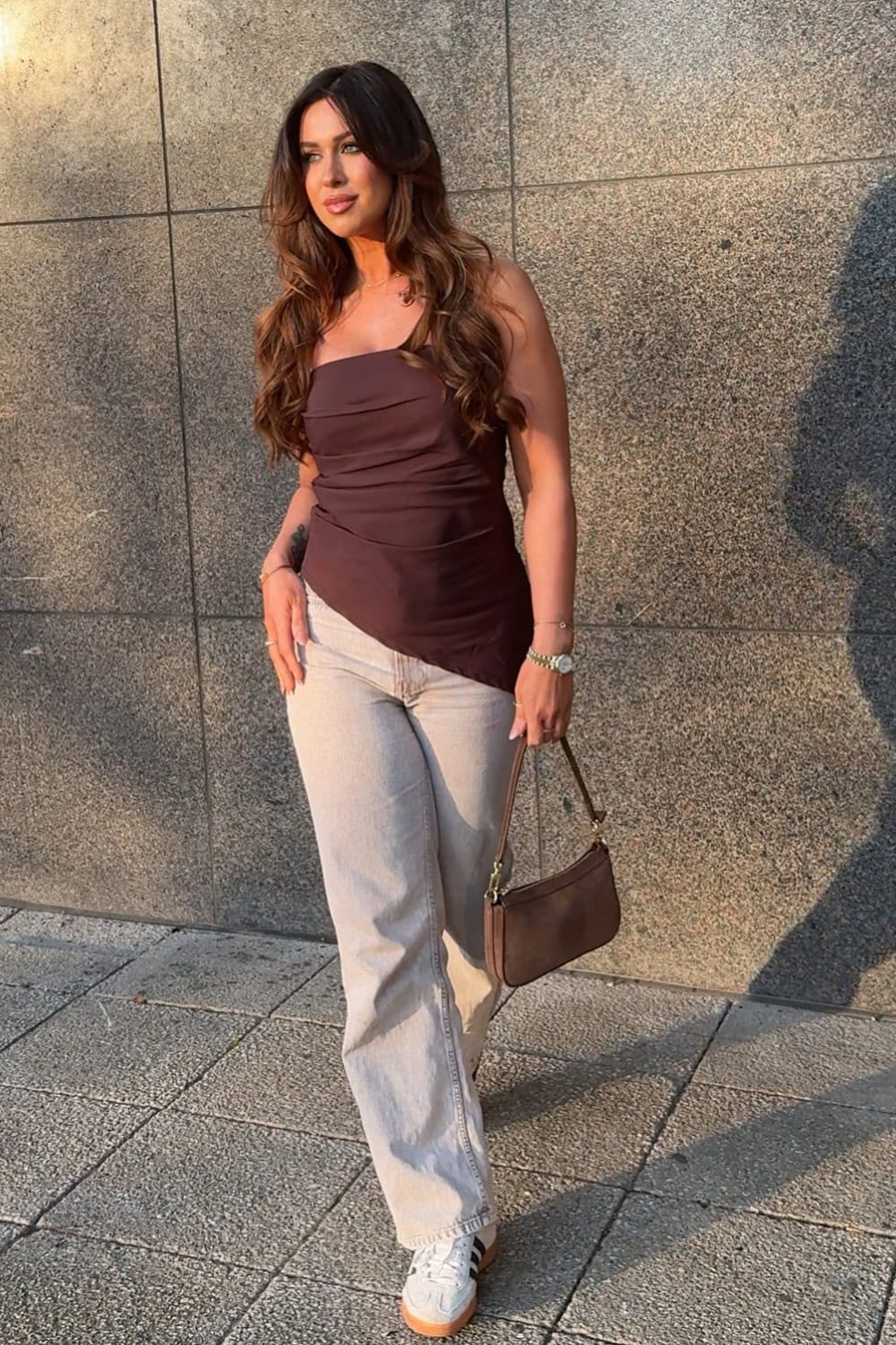 Brown Strapless Top and Light Jeans